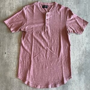 Goodlife Sunfaded Slub Scallop Ash Rose Short Sleeve Henley Shirt Men’s Small